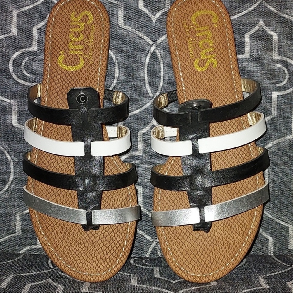 🌸Circus Black, White, and Silver Strappy Sandals- Size 10 NWOT